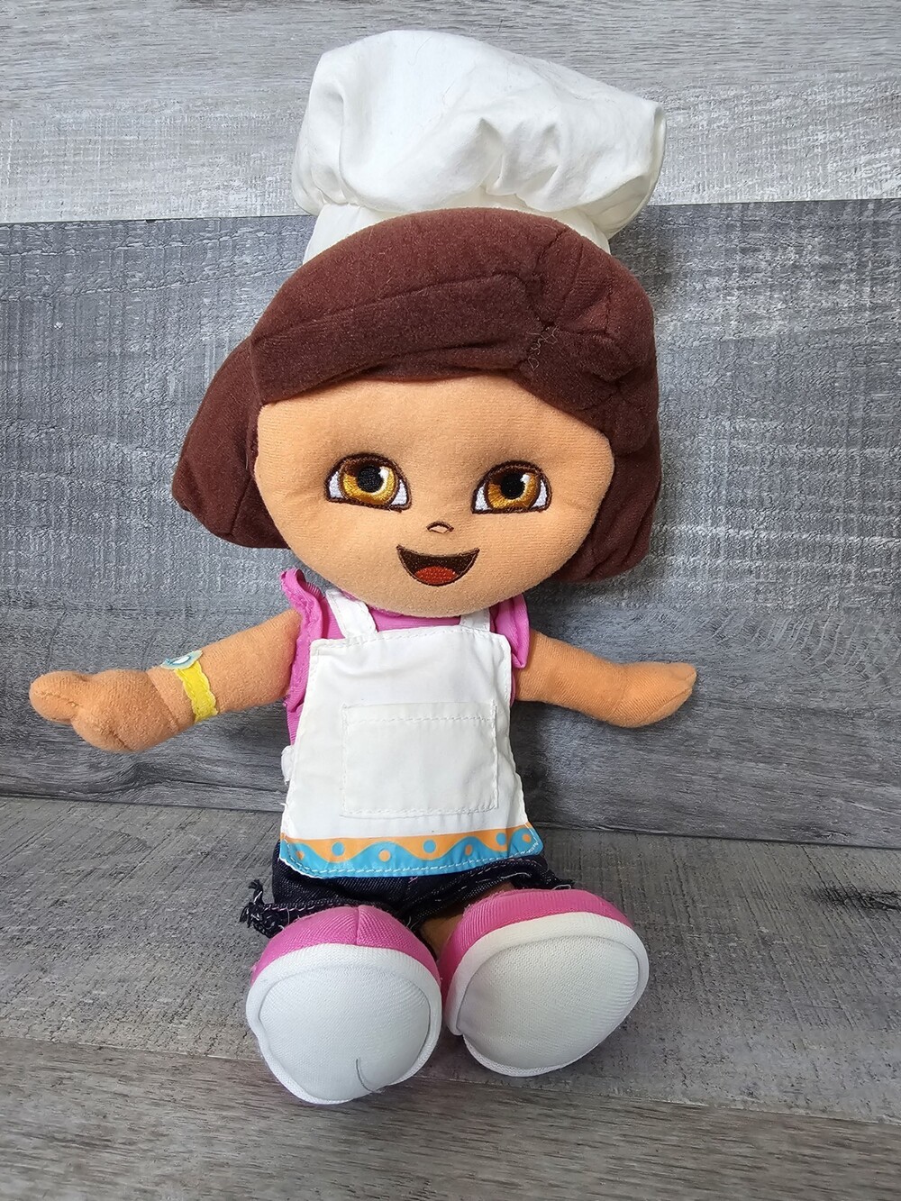 Dora the Explorer 12" Fabric Plush Doll Chef Cook Baker Fisher Price 2005 Mattel